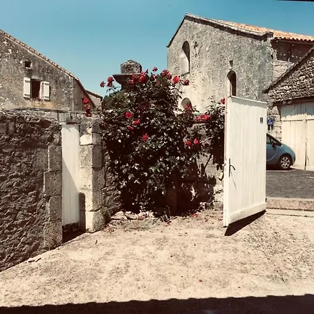 בית נופש Le 5 D'abel Mornac