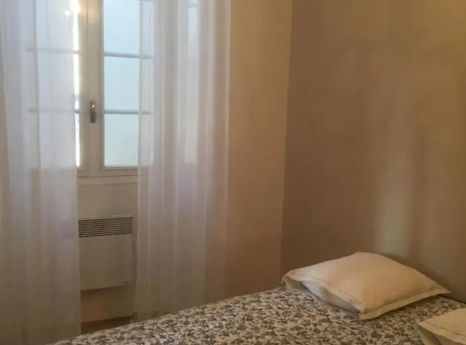 Holiday home Le 5 D'abel Mornac